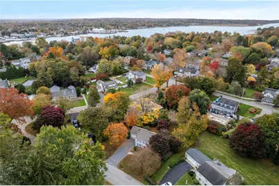 33 Melrose Avenue, Barrington, RI 02806 - Photo 29