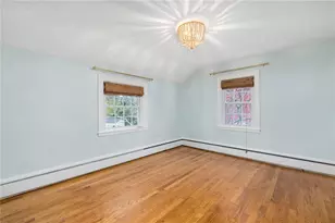 33 Melrose Ave, Barrington, RI 02806 - Photo 21