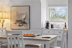 434 Bellevue Ave, Newport, RI 02840 - Photo 9