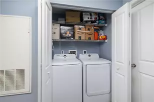 1000 Providence Pl, Providence, RI 02903 - Photo 11