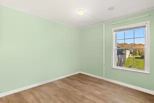 84 Lark Ln, Tiverton, RI 02878 - Photo 23