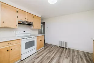 17 Whitaker Ave, East Providence, RI 02916 - Photo 11