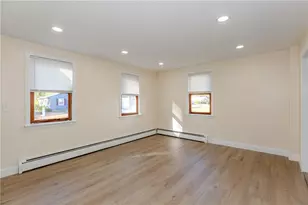 30 Bear Hill Rd, Cumberland, RI 02864 - Photo 7