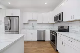 54 Sutton St, Providence, RI 02903 - Photo 11