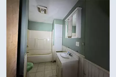 126 Alton Bradford Road, Hopkinton, RI 02808 - Photo 5