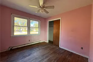 126 Alton Bradford Rd, Hopkinton, RI 02808 - Photo 7