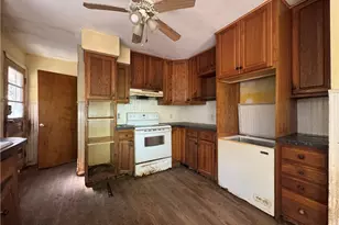 126 Alton Bradford Rd, Hopkinton, RI 02808 - Photo 3