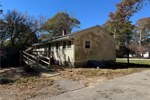 126 Alton Bradford Rd, Hopkinton, RI 02808 - Photo 17