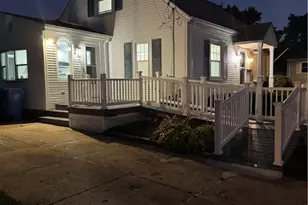 136 Frankfort St, Cranston, RI 02910 - Photo 31