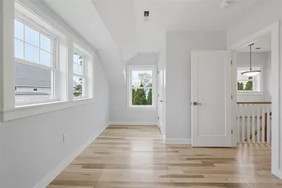 33 Jefferson Avenue, East Providence, RI 02915 - Photo 23