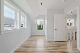 33 Jefferson Ave, East Providence, RI 02915 - Photo 23
