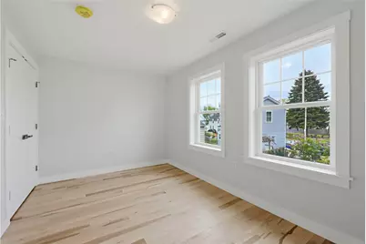 33 Jefferson Avenue, East Providence, RI 02915 - Photo 29