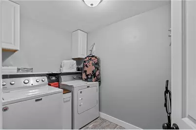 66 Girard Avenue #114, Newport, RI 02840 - Photo 21