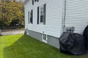 53 Catherine St, Bristol, RI 02809 - Photo 3