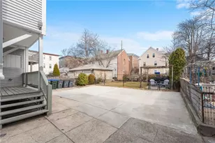 130 Sutton St, Providence, RI 02903 - Photo 3