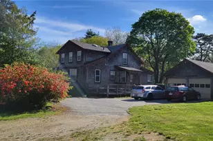 154 Essex Rd, North Kingstown, RI 02852 - Photo 5