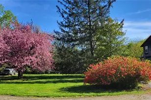 154 Essex Rd, North Kingstown, RI 02852 - Photo 9