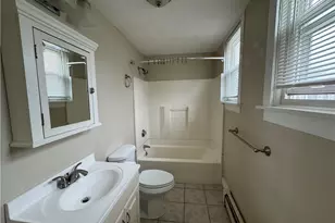 38 Freebody St, Newport, RI 02840 - Photo 7