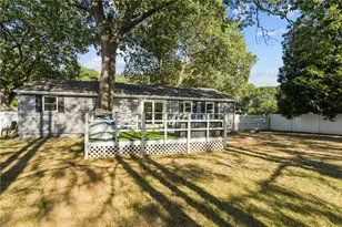 21 Lake Dr, North Kingstown, RI 02852 - Photo 33