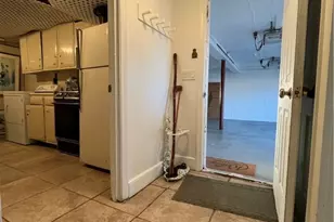 17 Chartier Cir, Newport, RI 02840 - Photo 29