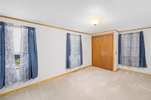 375 Namquid Dr, Warwick, RI 02886 - Photo 5