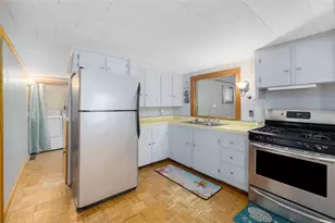 375 Namquid Dr, Warwick, RI 02886 - Photo 13