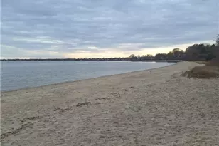 375 Namquid Dr, Warwick, RI 02886 - Photo 31