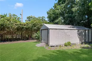 27 Barney St, Warren, RI 02885 - Photo 41