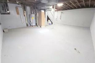 1 Shangri-La Ln, Middletown, RI 02842 - Photo 21