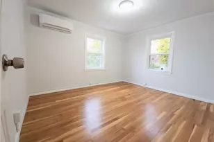 1 Shangri-La Ln, Middletown, RI 02842 - Photo 17