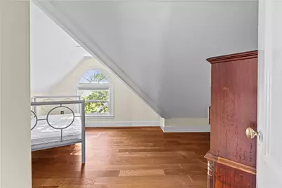 18 Rhode Island Avenue #3, Newport, RI 02840 - Photo 19