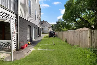 311 Elm Street, Woonsocket, RI 02895 - Photo 27