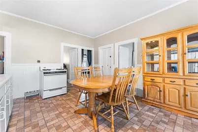 2 Chilton Street, Bristol, RI 02809 - Photo 5