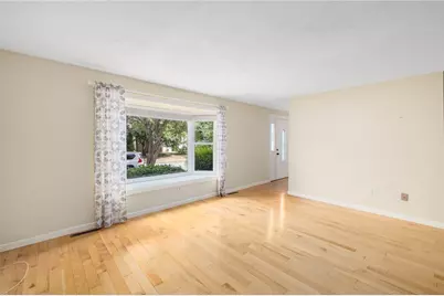 341 Sumner Avenue, Warwick, RI 02888 - Photo 5