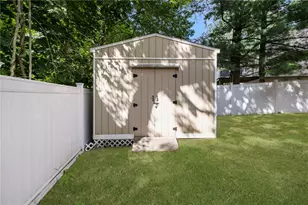 341 Sumner Ave, Warwick, RI 02888 - Photo 49