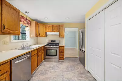 341 Sumner Avenue, Warwick, RI 02888 - Photo 19