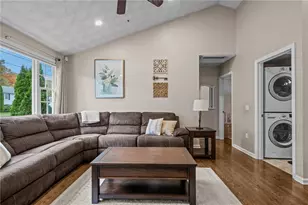 6 Emerson Ct, West Warwick, RI 02893 - Photo 9