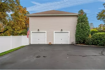 6 Emerson Court, West Warwick, RI 02893 - Photo 5