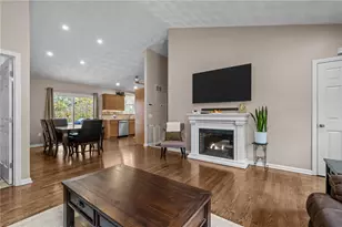 6 Emerson Ct, West Warwick, RI 02893 - Photo 11