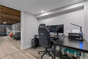 16 Flynn Ave, Cranston, RI 02920 - Photo 27