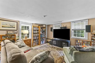 1300 Middle Road, East Greenwich, RI 02818 - Photo 9