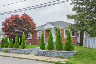 95 Elwyn St, Cranston, RI 02920 - Photo 41