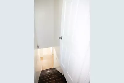 95 Elwyn Street, Cranston, RI 02920 - Photo 19