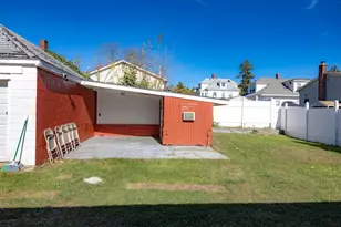 95 Elwyn St, Cranston, RI 02920 - Photo 39