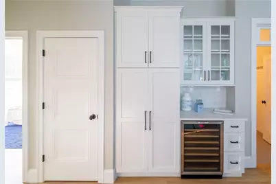 01 Paula Lane, Cranston, RI 02921 - Photo 9