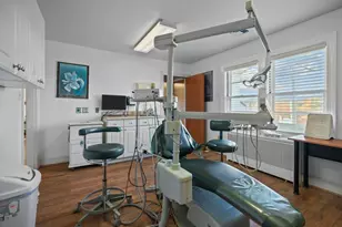 74 Valley Rd, Middletown, RI 02842 - Photo 19