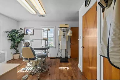 74 Valley Road, Middletown, RI 02842 - Photo 13