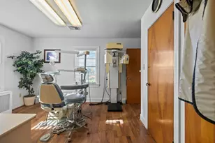 74 Valley Rd, Middletown, RI 02842 - Photo 13