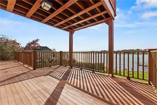 1 Rodeo Dr, Barrington, RI 02806 - Photo 3