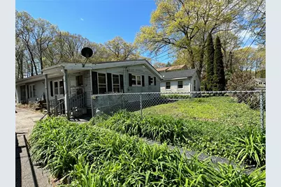 8 Buona Vista Avenue, Johnston, RI 02919 - Photo 3